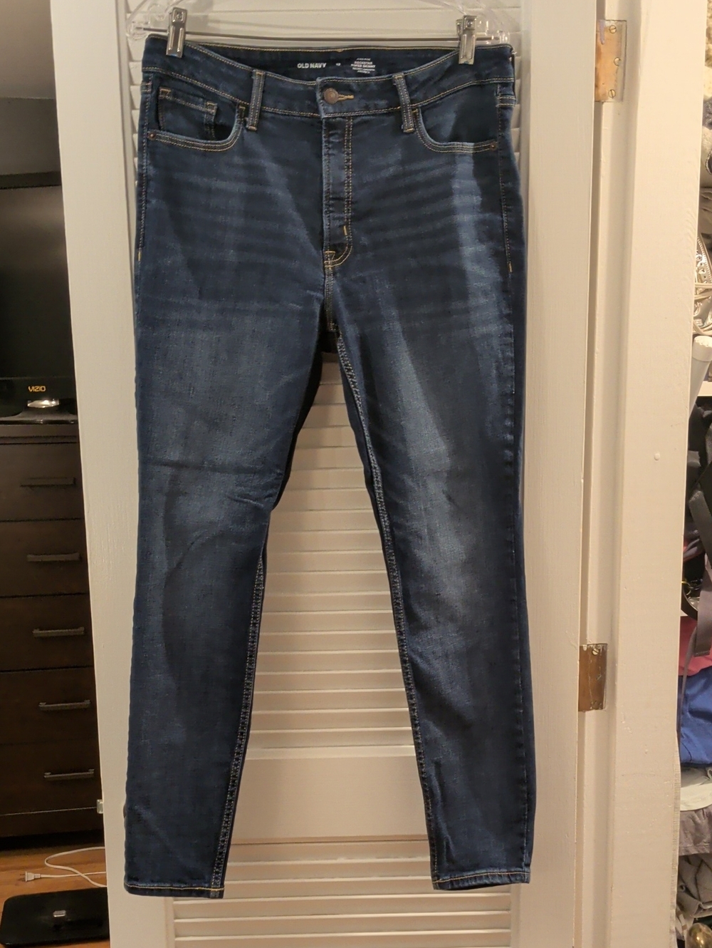 Old Navy Women's Rockstar Super Skinny Jeans in Dark Blue Wash
